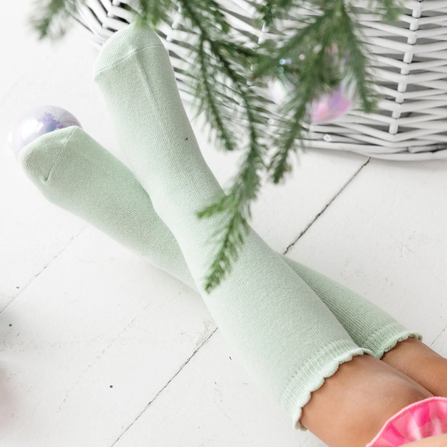 Mint Scalloped Knee High Socks